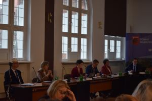 Sesja rady powiatu w Wąbrzeźnie (5)