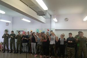 Otrzęsiny w Zespole Szkół we Wroniu2.jpg