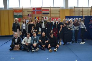 7. Erasmus day - uczniowie ZSZ w podróży dookoła świata