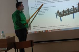 Dodatkowe zajęcia przygotowujące do egzaminu zawodowego dla mechaników- monterów maszyn i urządzeń w ZS w Wąbrzeźnie (2))