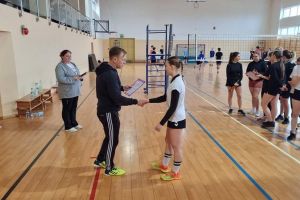 powiatowy turniej siatkówki (13)