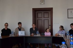 Młodzież ze szkół z terenu powiatu na spotkaniu w Starostwie (2)