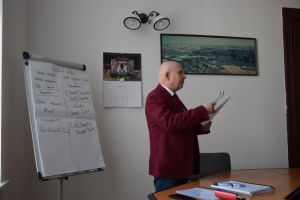 Młodzież ze szkół z terenu powiatu na spotkaniu w Starostwie (10)