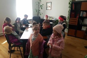Wizyta uczniów ze szkoły podstawowej w starostwie (5)