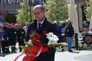 Uczestnicy obchodów narodowego swieta 3 maja (26)