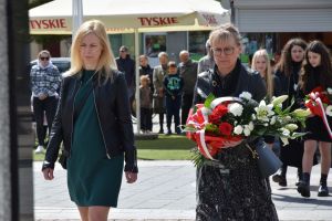 Uczestnicy obchodów narodowego swieta 3 maja (33)