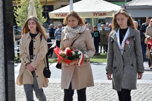 Uczestnicy obchodów narodowego swieta 3 maja (35)