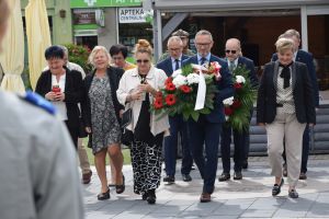 składanie kwiatów 1 września (7)
