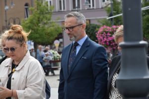 składanie kwiatów 1 września (8)