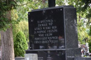składanie kwiatów 1 września (20)