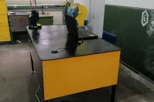 Uczniowie prezentujący swoje prace (10)