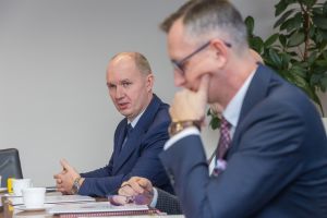 Podpisanie porozumienia z Marszałkiem Piotrem Całbeckim dotyczącego realizacji polityki terytorialnej województwa (11)