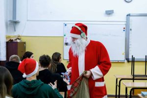 Mikołajki w Zespole Szkół Ogólnokształcących (8)