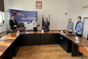 Podpisanie umowy na remont nawierzchni drogi powiatowej Nr 1708C Stanisławki-Jarantowice (4)