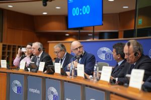 Marszałek Województwa Kujawsko-Pomorskiego na Konferencji w Parlamencie Europejskim w Brukseli z udziałem...