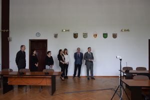 Odebranie zaświadczeń przez nowych radnych (1)