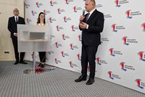 Wręczenie umów (3)