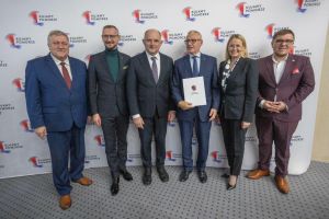 Wręczenie umów (6)