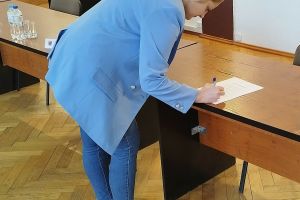 Ślubowanie nowych pracowników (5)