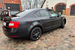 Samochód Skoda Octavia (7)