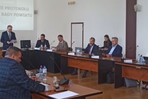 Obrady XII sesji Rady Powiatu w Wąbrzeźnie.