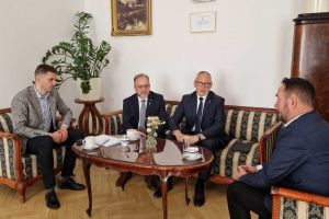 Spotkanie Starosty Wąbrzeskiego i Przewodniczącego Rady Powiatu w Wąbrzeźnie z Wiceministrem Spraw Wewnętrznych i...