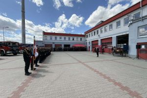 Uroczysty apel z okazji Powiatowych Obchodów Dnia Strażaka w Wąbrzeźnie