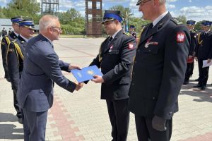 Uroczysty apel z okazji Powiatowych Obchodów Dnia Strażaka w Wąbrzeźnie