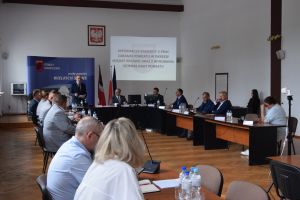 Zdjęcie wykonane w trakcie XIV sesji Rady Powiatu w Wąbrzeźnie.