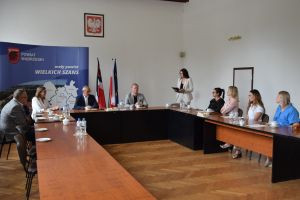Uroczystość wręczenia aktów nadania stopnia awansu zawodowego nauczycielom z powiatu wąbrzeskiego
