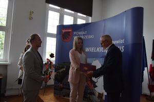 Uroczystość wręczenia aktów nadania stopnia awansu zawodowego nauczycielom z powiatu wąbrzeskiego