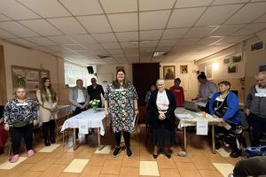 Uroczyste obchody Dnia Pracownika Socjalnego w Domu Pomocy Społecznej w Wąbrzeźnie