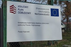 Budynek Specjalnego Ośrodka Szkolno-Wychowawczego we Wroniu po zakończonej termomodernizacji