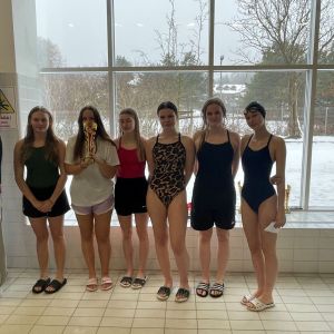 Reprezentacja Zespołu Szkół Ogólnokształcących w Wąbrzeźnie na Wojewódzkiej Licealiadzie w pływaniu