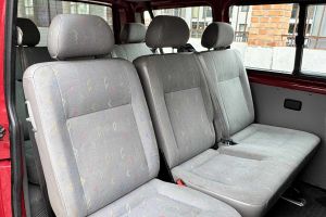 Samochód osobowy marki VOLKSWAGEN Transporter T5 1.9 TDi MR’03 E3 3.0t