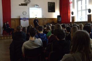 Debata "Nie Przechulaj Życia" w Zespole Szkół Ogólnokształcących w Wąbrzeźnie