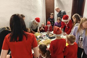 Spotkanie Mikołajkowe dla rodzin zastępczych Powiatu Wąbrzeskiego