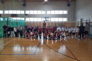 Powiatowe Igrzyska Młodzieży w piłce siatkowej dziewcząt