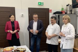 Konkurs kulinarny pod tytułem „Potrawy świąteczne” w Zespole Szkół w Wąbrzeźnie