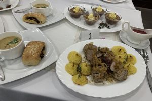 Konkurs kulinarny pod tytułem „Potrawy świąteczne” w Zespole Szkół w Wąbrzeźnie