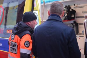 Uroczyste przekazanie nowoczesnego ambulansu dla wąbrzeskiego Zespołu Ratownictwa Medycznego