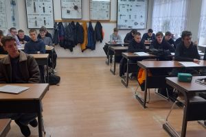 Kurs przygotowujący do zdobycia uprawnień elektrycznych do 1 kV