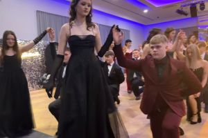 Studniówka Zespołu Szkół w Wąbrzeźnie