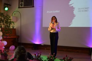 Dzień Kobiet "OD KOBIET DLA KOBIET" zorganizowane przez Stowarzyszenie Amazonek w Wąbrzeźnie