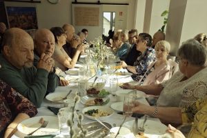 Śniadanie Wielkanocne w ŚDS w Brudzawkach