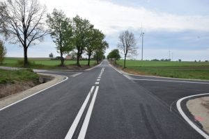 Wyremontowana droga powiatowa nr 1424C Rywałd–Dębowa Łąka