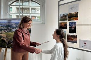 Uroczyste wręczenie nagród w konkursie fotograficznym „Powiat Wąbrzeski w obiektywie”