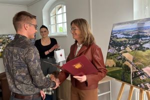 Uroczyste wręczenie nagród w konkursie fotograficznym „Powiat Wąbrzeski w obiektywie”