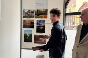 Uroczyste wręczenie nagród w konkursie fotograficznym „Powiat Wąbrzeski w obiektywie”