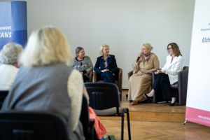 Konferencja "Siła Dialogu Kobiet" w Starostwie Powiatowym w Wąbrzeźnie